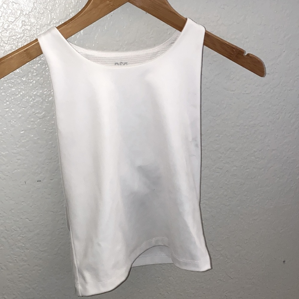 white extra small workout tank top